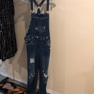 Ripped overall pants
